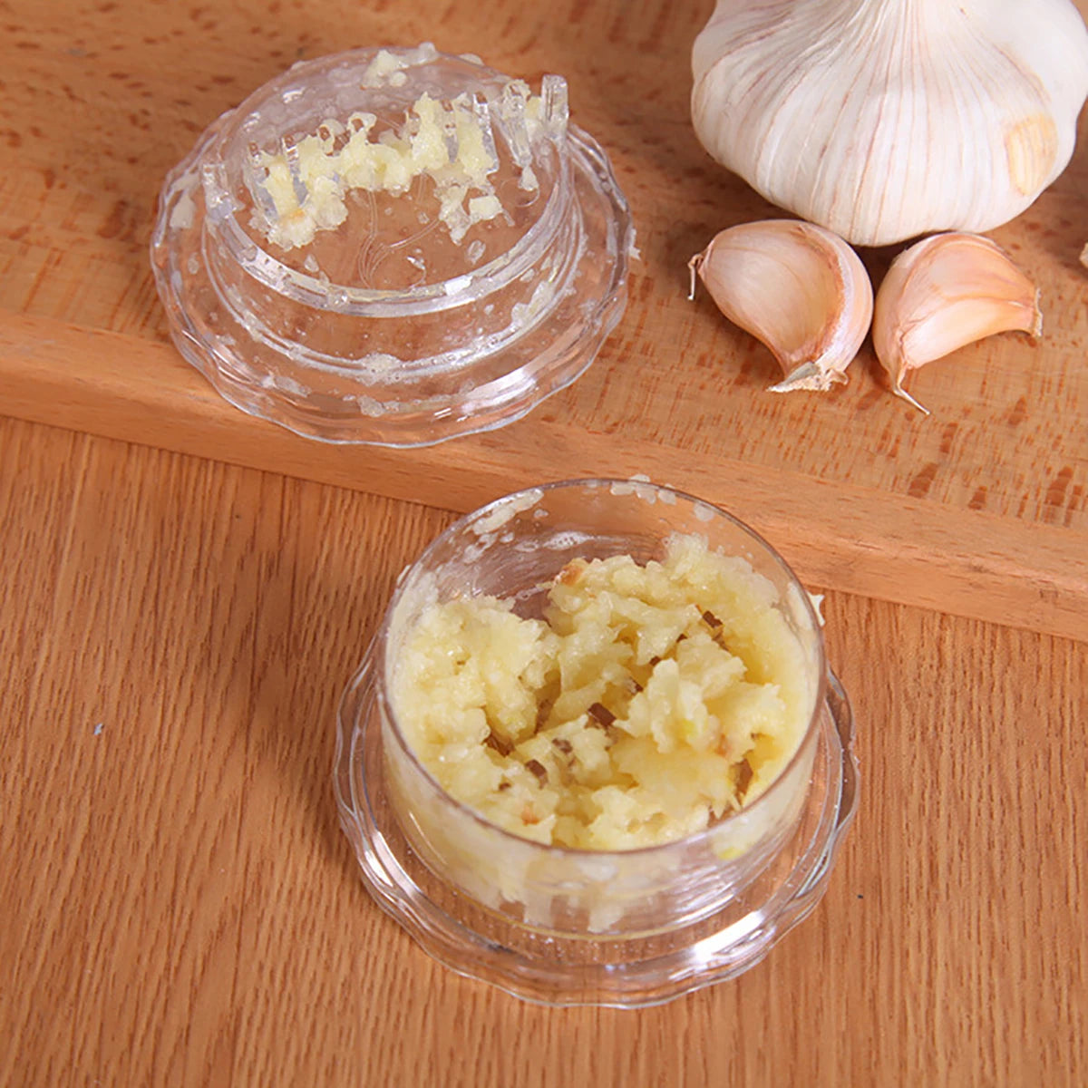 Nestora TwistCrush – Manual Garlic Press | Roll & Chop Kitchen Grinder